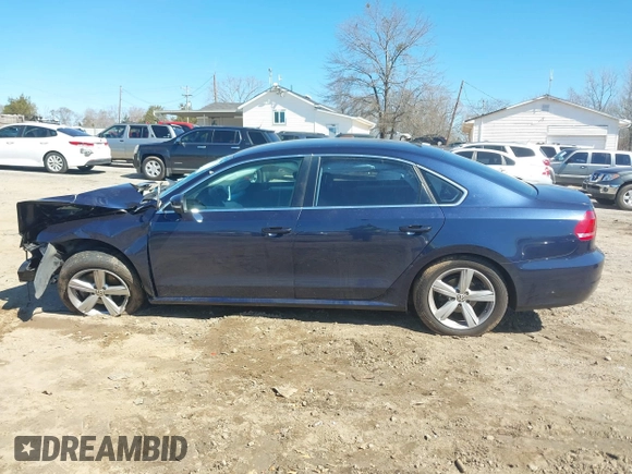 2013 Volkswagen Passat SE w/Sunroof & Nav with VIN 1VWBP7A35DC113692, listed as a IAAI auction lot 41720111 with 143,624 mi miles. Bid and sale history available at carsss.com. Image 14.