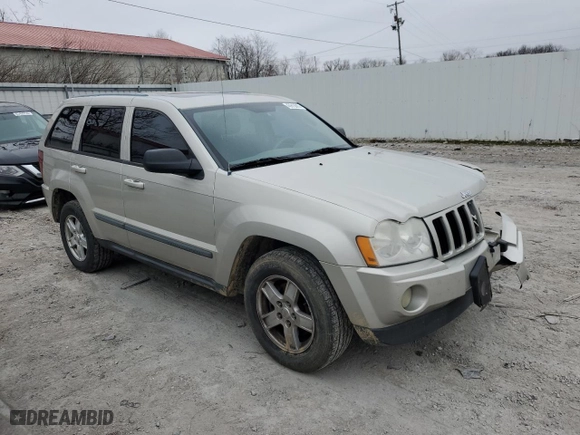 2007 Jeep Grand Cherokee Laredo with VIN 1J8GR48K97C609350, listed as a Copart auction lot 43913885 with 195,125 mi miles and Salvage Title. Bid and sale history available at carsss.com. Image 4.