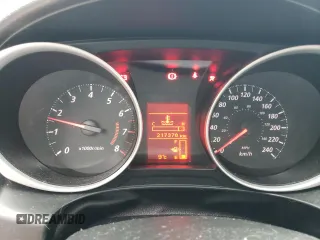2014 Mitsubishi Outlander Sport ES z VIN 4A4AH3AU5EE603349, wystawiony jako Copart lot #57642415 z przebiegiem 217 378 mil mil oraz Czysty tytuł • Clean title. Historia ofert i sprzedaży dostępna na DreamBid. Obrazek 9.