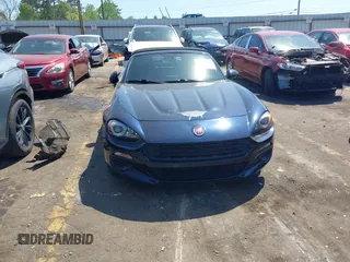 2018 FIAT 124 Spider Classica z VIN JC1NFAEK1J0136558, wystawiony jako IAAI lot #42065716 z przebiegiem 67 000 mil mil oraz . Historia ofert i sprzedaży dostępna na DreamBid. Obrazek 12.