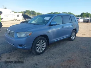 2008 Toyota Highlander Limited z VIN JTEEW44A182015116, wystawiony jako IAAI lot #42464135 z przebiegiem 104 313 mil mil oraz . Historia ofert i sprzedaży dostępna na DreamBid. Obrazek 2.