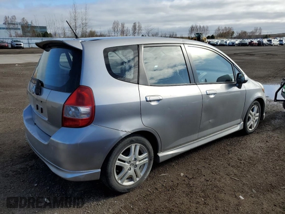 2007 Honda Fit Sport z VIN JHMGD38637S811995, wystawiony jako Copart lot #54436085 z przebiegiem 143 806 mil mil oraz Czysty tytuł • Clean title. Historia ofert i sprzedaży dostępna na DreamBid. Obrazek 3.