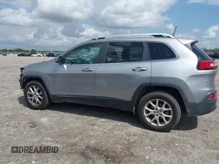 2017 Jeep Cherokee Latitude with VIN 1C4PJLCB9HW660797, listed as a IAAI auction lot 42024301 with 92,150 mi miles and . Bid and sale history available at carsss.com. Image 15.