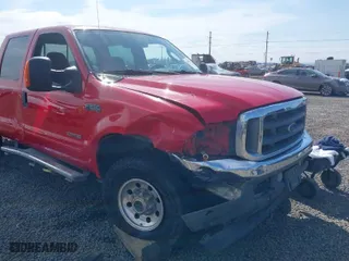 2004 Ford Super Duty F-250 XL with VIN 1FTNW21PX4EB40304, listed as a IAAI auction lot 40306447 with 148,306 mi miles. Bid and sale history available at carsss.com. Image 6.