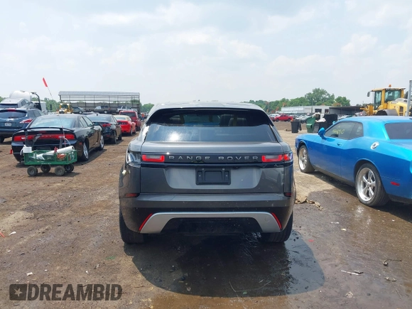 2019 Land Rover Range Rover Velar R-Dynamic SE z VIN SALYL2EX2KA793688, wystawiony jako IAAI lot #42321102 z przebiegiem 37 532 mil mil oraz . Historia ofert i sprzedaży dostępna na DreamBid. Obrazek 17.
