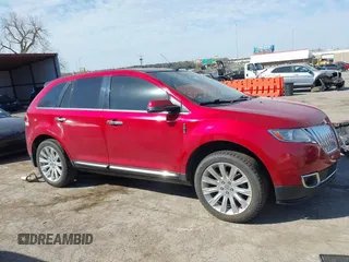 2012 Lincoln MKX with VIN 2LMDJ6JK3CBL06887, listed as a IAAI auction lot 41871768 with 117,421 mi miles. Bid and sale history available at carsss.com. Image 12.