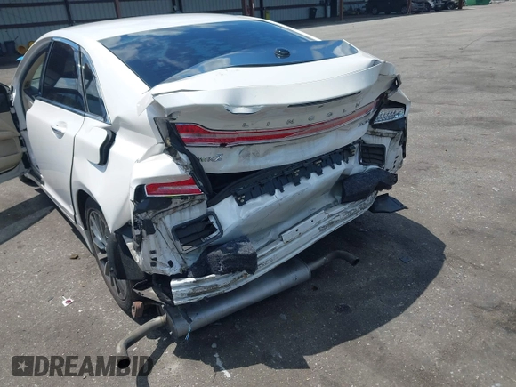 2017 Lincoln MKZ Hybrid Select z VIN 3LN6L5LUXHR600982, wystawiony jako IAAI lot #42266287 z przebiegiem 201 450 mil mil oraz . Historia ofert i sprzedaży dostępna na DreamBid. Obrazek 6.