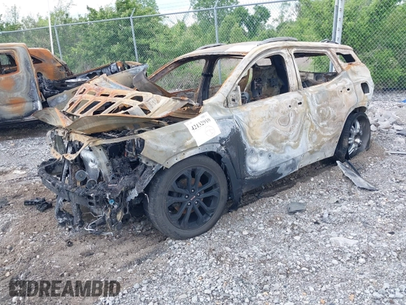 2022 GMC Terrain SLE с VIN 3GKALMEV5NL264434, выставлен на аукционе IAAI как лот 42132910 с пробегом Не указан миль и . История ставок и продаж доступна на DreamBid. Изображение 2.