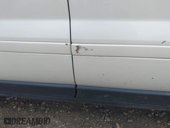 2015 Chevrolet Traverse LT with VIN 1GNKVGKD2FJ280517, listed as a IAAI auction lot 42292339 with 142,841 mi miles and . Bid and sale history available at DreamBid. Image 19.