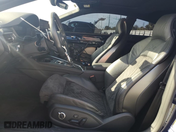 2019 Audi RS 5 z VIN WUAPWAF57KA900996, wystawiony jako Copart lot #48314134 z przebiegiem 19 682 mil mil oraz . Historia ofert i sprzedaży dostępna na DreamBid. Obrazek 7.