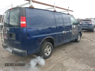 2003 Chevrolet Express Cargo Van with VIN 1GCFG15X631235681, listed as a IAAI auction lot 42059053 with 115,249 mi miles. Bid and sale history available at carsss.com. Image 4.