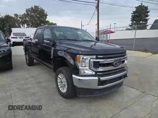 2020 Ford F-250 XL z VIN 1FT7W2B6XLEC45759, wystawiony jako Copart lot #59051175 z przebiegiem 53 705 mil mil oraz Czysty tytuł • Clean title. Historia ofert i sprzedaży dostępna na DreamBid. Obrazek 1.