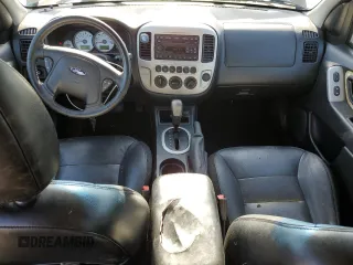 2005 Ford Escape Limited with VIN 1FMCU94145KC29491, listed as a Copart auction lot 56800915 with 111,222 mi miles and Clean title. Bid and sale history available at DreamBid. Image 8.