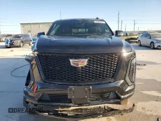 2025 Cadillac Escalade z VIN 1GYS9PRL6SR137800, wystawiony jako Copart lot #49889855 z przebiegiem 3 031 mil mil oraz Szkoda całkowita • Salvage title. Historia ofert i sprzedaży dostępna na DreamBid. Obrazek 5.