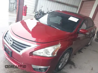 2015 Nissan Altima SL with VIN 1N4AL3APXFN352190, listed as a IAAI auction lot 41915663 with 174,776 mi miles and . Bid and sale history available at DreamBid. Image 2.