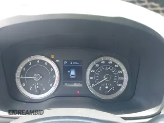 2022 Hyundai Venue SEL z VIN KMHRC8A32NU172418, wystawiony jako IAAI lot #42193335 z przebiegiem 34 147 mil mil oraz . Historia ofert i sprzedaży dostępna na DreamBid. Obrazek 7.