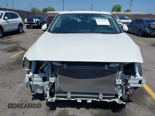 2021 Honda Accord Touring with VIN 1HGCV2F92MA024124, listed as a IAAI auction lot 42353443 with 22,457 mi miles and . Bid and sale history available at DreamBid. Image 12.