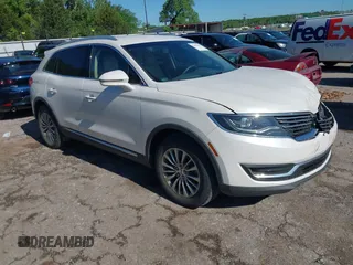 2017 Lincoln MKX Select z VIN 2LMPJ6KR0HBL15191, wystawiony jako IAAI lot #42161196 z przebiegiem 75 292 mil mil oraz . Historia ofert i sprzedaży dostępna na DreamBid. Obrazek 1.