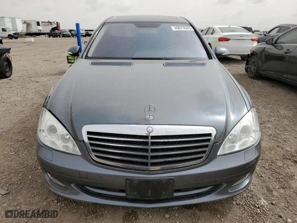 2009 Mercedes-Benz S-Class 5.5L V8 with VIN WDDNG71X49A259707, listed as a Copart auction lot 49673545 with 93,934 mi miles and Clean Title. Bid and sale history available at carsss.com. Image 5.