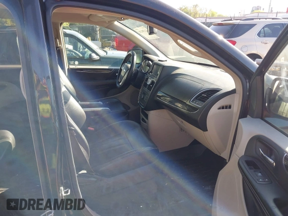 2013 Chrysler Town & Country Touring with VIN 2C4RC1BG3DR759137, listed as a IAAI auction lot 42138138 with 196,397 mi miles. Bid and sale history available at carsss.com. Image 5.