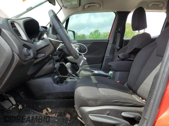 2017 Jeep Renegade Sport z VIN ZACCJAAB9HPF35320, wystawiony jako Copart lot #52431005 z przebiegiem 137 307 mil mil oraz Szkoda całkowita • Salvage title. Historia ofert i sprzedaży dostępna na DreamBid. Obrazek 7.