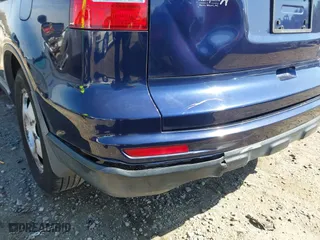 2011 Honda CR-V LX with VIN 5J6RE3H39BL020686, listed as a IAAI auction lot 41832425 with 290,517 mi miles. Bid and sale history available at carsss.com. Image 6.
