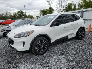 2021 Ford Escape SE with VIN 1FMCU9G6XMUA48972, listed as a Copart auction lot 62692675 with 46,799 mi miles and Salvage title. Bid and sale history available at DreamBid. Image 1.