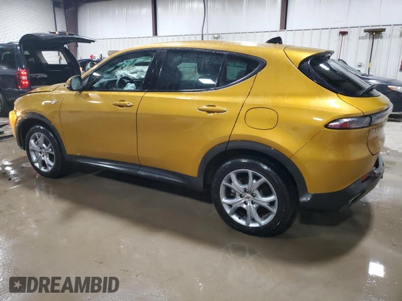 2024 Dodge Hornet R/T with VIN ZACPDFCW4R3A12088, listed as a Copart auction lot 52515655 with 21,696 mi miles and Salvage title. Bid and sale history available at DreamBid. Image 2.