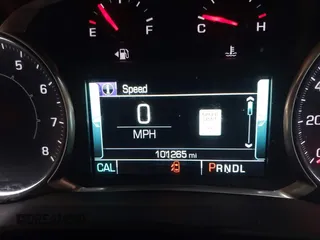 2017 GMC Acadia SLT z VIN 1GKKNULS6HZ183740, wystawiony jako IAAI lot #42006210 z przebiegiem 101 265 mil mil oraz . Historia ofert i sprzedaży dostępna na DreamBid. Obrazek 7.