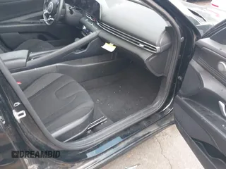 2023 Hyundai Elantra SEL with VIN 5NPLS4AG3PH098111, listed as a IAAI auction lot 42136604 with 40,106 mi miles and . Bid and sale history available at DreamBid. Image 5.