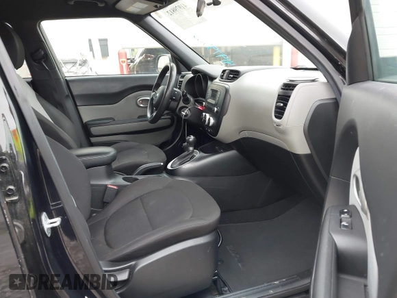 2016 Kia Soul with VIN KNDJN2A26G7361350, listed as a IAAI auction lot 41979812 with 145,272 mi miles. Bid and sale history available at carsss.com. Image 5.