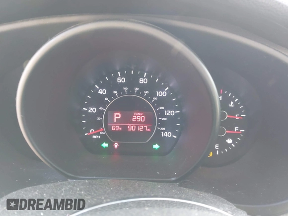 2018 Kia Soul with VIN KNDJN2A20J7508687, listed as a IAAI auction lot 41916236 with 90,127 mi miles. Bid and sale history available at carsss.com. Image 7.