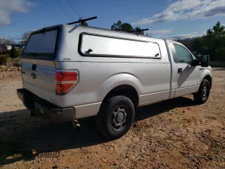 2014 Ford F-150 XL with VIN 1FTPF1CF8EKG24210, listed as a Copart auction lot 47992275 with 148,271 mi miles and Clean title. Bid and sale history available at DreamBid. Image 3.