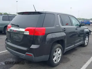 2014 GMC Terrain SLE with VIN 2GKALMEK5E6194461, listed as a IAAI auction lot 42196136 with 128,686 mi miles. Bid and sale history available at carsss.com. Image 4.