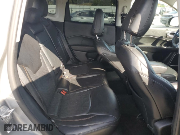 2017 Jeep Compass Limited z VIN 3C4NJDCB4HT631422, wystawiony jako Copart lot #52978345 z przebiegiem 81 666 mil mil oraz Szkoda całkowita • Salvage title. Historia ofert i sprzedaży dostępna na DreamBid. Obrazek 11.