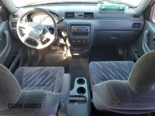 2000 Honda CR-V LX with VIN JHLRD2848YC006656, listed as a Copart auction lot 84562074 with 230,352 mi miles and Salvage Title. Bid and sale history available at carsss.com. Image 8.