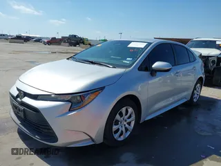 2025 Toyota Corolla LE with VIN 5YFB4MDE1SP245294, listed as a IAAI auction lot 41754905 with 5,750 mi miles. Bid and sale history available at carsss.com. Image 18.