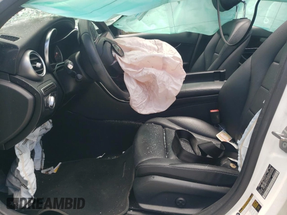 2018 Mercedes-Benz C 300 с VIN WDDWF4JB9JR351492, выставлен на аукционе Copart как лот 58386025 с пробегом Не указан миль и Списание • Salvage title. История ставок и продаж доступна на DreamBid. Изображение 7.