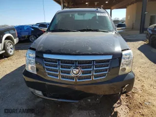 2010 Cadillac Escalade EXT Luxury with VIN 3GYVKMEF3AG250635, listed as a Copart auction lot 47823335 with 58,807 mi miles and Salvage Title. Bid and sale history available at carsss.com. Image 5.