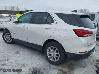 2022 Chevrolet Equinox LT with VIN 3GNAXUEVXNL299977, listed as a IAAI auction lot 41628827 with 6,513 mi miles. Bid and sale history available at carsss.com. Image 3.