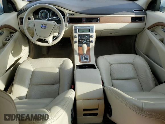 2010 Volvo XC70 3.2L with VIN YV4982BZ8A1080289, listed as a Copart auction lot 42002445 with 97,840 mi miles and Non Repairable. Bid and sale history available at DreamBid. Image 8.