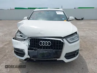 2015 Audi Q3 Premium Plus z VIN WA1EFCFS7FR006939, wystawiony jako IAAI lot #42067797 z przebiegiem 97 663 mil mil oraz . Historia ofert i sprzedaży dostępna na DreamBid. Obrazek 6.