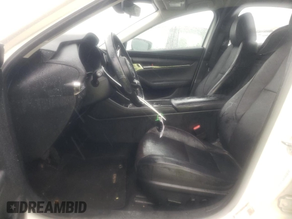 2019 Mazda 3 Premium with VIN 3MZBPAEM7KM102267, listed as a Copart auction lot 84275934 with 49,316 mi miles and Salvage Title. Bid and sale history available at DreamBid. Image 7.