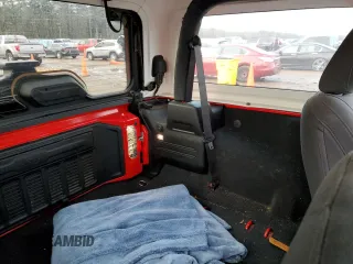 2020 Jeep Wrangler Willys z VIN 1C4GJXAG8LW180801, wystawiony jako Copart lot #87551435 z przebiegiem 71 216 mil mil oraz Szkoda całkowita • Salvage title. Historia ofert i sprzedaży dostępna na DreamBid. Obrazek 10.