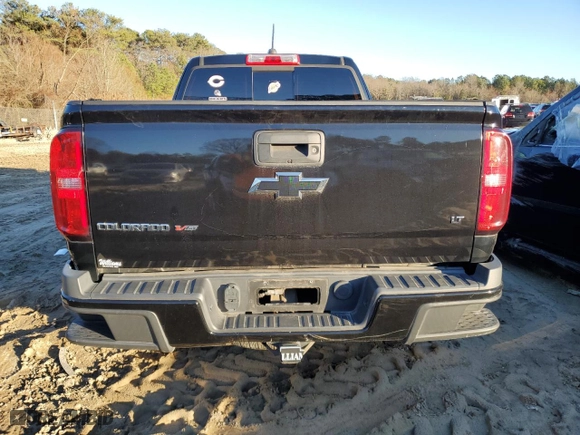 2017 Chevrolet Colorado 4WD LT with VIN 1GCHTCEN4H1155592, listed as a Copart auction lot 86868474 with 37,639 mi miles and Salvage Title. Bid and sale history available at carsss.com. Image 6.