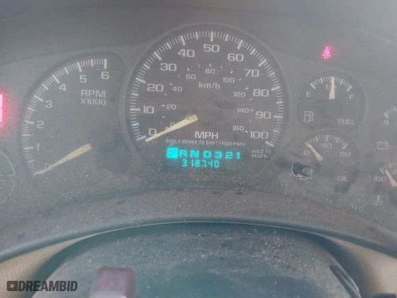 2001 Chevrolet Silverado 1500 LS with VIN 2GCEC19T911403528, listed as a IAAI auction lot 41432803 with 318,740 mi miles. Bid and sale history available at carsss.com. Image 7.