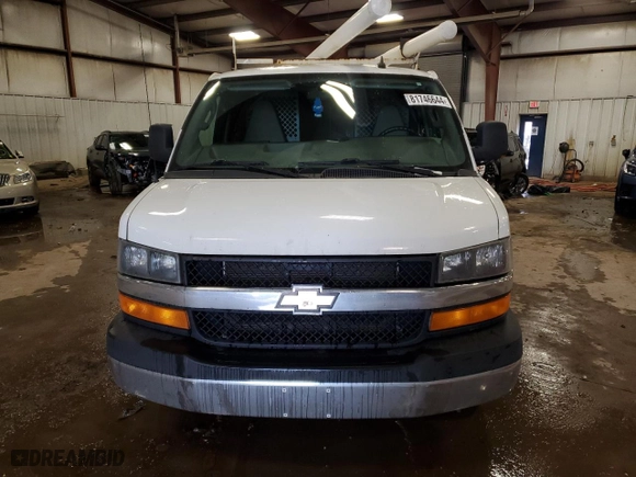 2017 Chevrolet Express Cargo Van with VIN 1GCWGAFF7H1345765, listed as a Copart auction lot 81746644 with NaN miles and Clean Title. Bid and sale history available at carsss.com. Image 5.