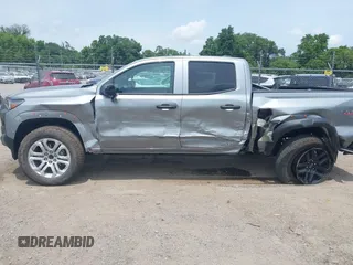2024 Chevrolet Colorado 4WD Trail Boss with VIN 1GCPTEEK6R1293343, listed as a IAAI auction lot 42524617 with 5,284 mi miles and . Bid and sale history available at DreamBid. Image 15.