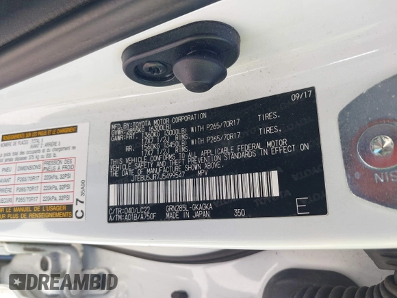 2018 Toyota 4Runner SR5 with VIN JTEBU5JR7J5499547, listed as a IAAI auction lot 41617120 with 97,668 mi miles. Bid and sale history available at carsss.com. Image 9.