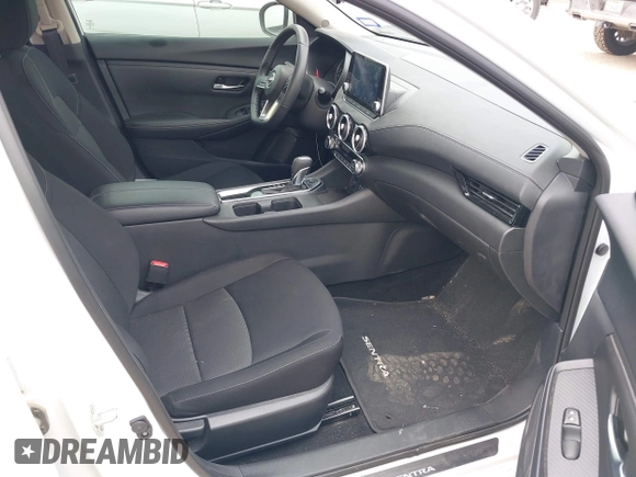 2024 Nissan Sentra SV with VIN 3N1AB8CV6RY279447, listed as a IAAI auction lot 42306959 with 21,720 mi miles and . Bid and sale history available at DreamBid. Image 5.